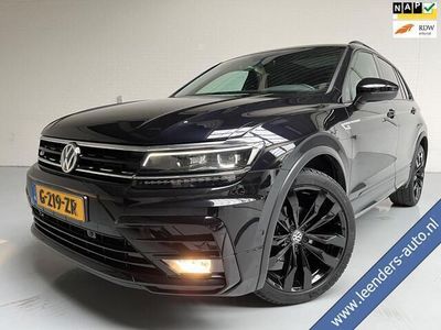 tweedehands VW Tiguan AUTOMAAT 1.5 TSI 150PK ACT Highline Business R Black Edition Panoramadak Trekhaak Nederlandse auto RIJKLAARPRIJS