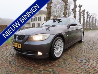BMW 325