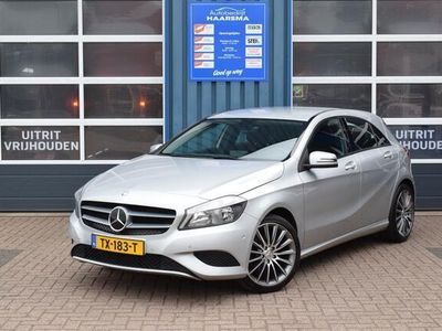 Grijs Gebruikt 2015 Mercedes A180 Ambition Hatchback | € 10.999 (Iets duurder)
