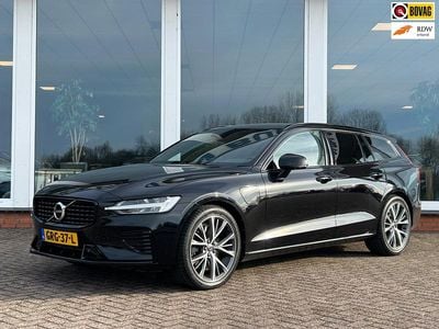 Zwart Occasion 2024 Volvo V60 R-Design Stationwagen | € 31.850 (Super prijs)