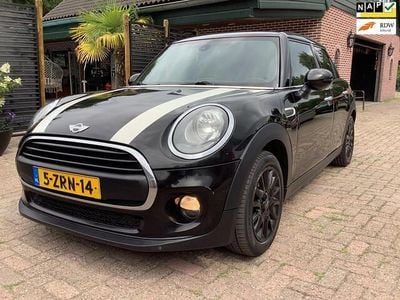 Zwart Gebruikt 2015 Mini ONE Business Hatchback | € 6.480 (Duur)