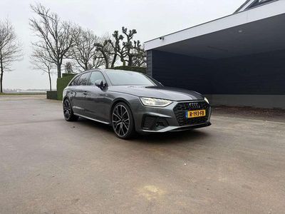 Grijs Occasion 2021 Audi A4 Stationwagen | € 31.500 (Duur)