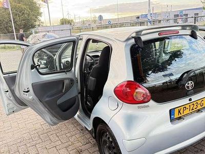 Blauw Occasion 2007 Toyota Aygo Hatchback | € 3.000 (Eerlijke prijs)