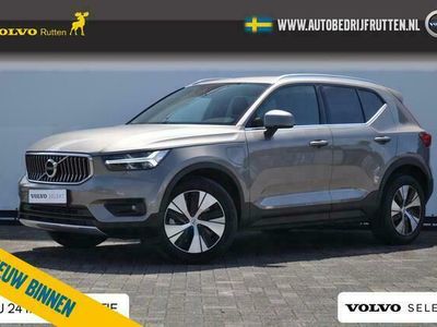 tweedehands Volvo XC40 T4 211PK Automaat Recharge Inscription /BLIS/ Cruise control/ Elektrische achterklep/ Apple carplay/ Draadloze oplader/ Stoel en stuurwielverwarming/ Standkachel/ Achterbankverwarming/ Verwarmbare voorruit/ Adaptieve koplampen/ Harman Kardon au