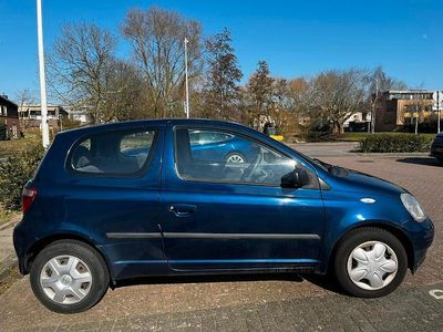 Blauw Occasion 2001 Toyota Yaris Sol Hatchback | € 2.200 (Eerlijke prijs)