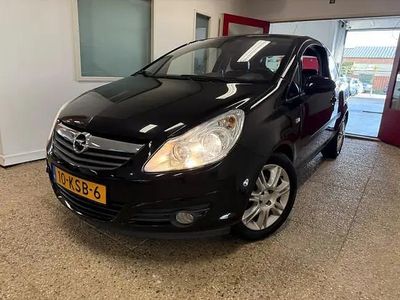 Zwart Occasion 2010 Opel Corsa Cosmo Hatchback | € 6.999 (Duur)