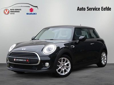 Zwart (metallic) Gebruikt 2016 Mini ONE Business Hatchback | € 11.899 (Eerlijke prijs)
