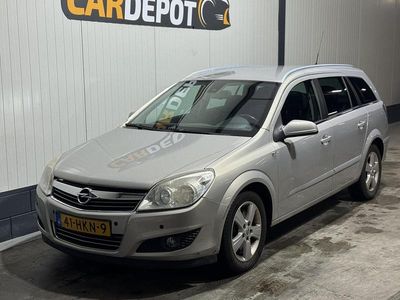 Grijs Gebruikt 2009 Opel Astra Executive Stationwagen | € 1.898 (Eerlijke prijs)