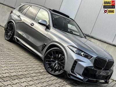 Grijs (metallic) Occasion 2023 BMW X5 Performance SUV | € 94.999