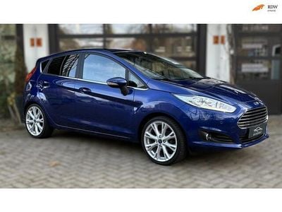 Occasion Ford Fiesta Style 101 PK (74 kW) 2016 Blauw Hatchback