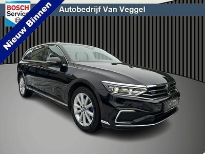 Grijs Occasion 2022 VW Passat Business Stationwagen | € 22.650 (Goede deal)