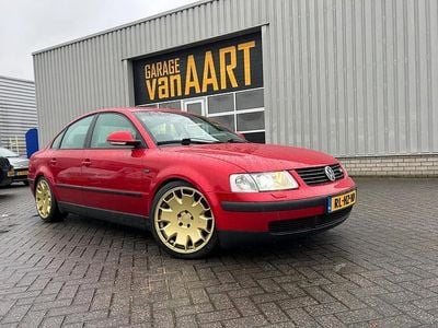 Occasion VW Passat 275 PK (202 kW) 1997 Rood Sedan
