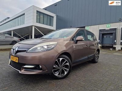 Bruin Gebruikt 2013 Renault Scénic III Expression MPV | € 3.450 (Eerlijke prijs)