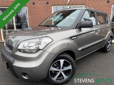 Grijs (metallic) Occasion 2009 Kia Soul SUV | € 4.444 (Eerlijke prijs)