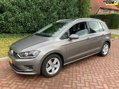 Grijs Gebruikt 2014 VW Golf Sportsvan Highline MPV | € 7.750 (Goede deal)