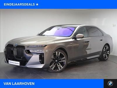 Grijs Gebruikt 2023 BMW 750e Executive Sedan | € 96.950 (Duur)