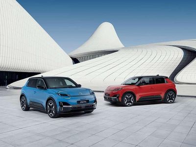 Rood Nieuw 2025 Nissan Micra Evolve Hatchback | € 37.950