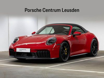 Rood Occasion 2025 Porsche 911 Carrera Cabriolet Cabriolet | € 244.850
