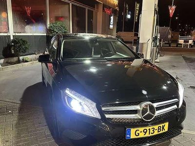 Zwart Occasion 2013 Mercedes A180 Ambition Stationwagen | € 7.999 (Goede deal)