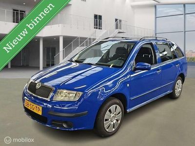 tweedehands Skoda Fabia Combi 1.4-16V Equipe NAP Cruise Airco