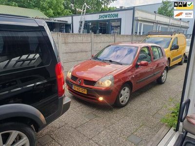 tweedehands Renault Clio II 1.4-16V Dynamique Automaat Luxe Inruil Mogelijk