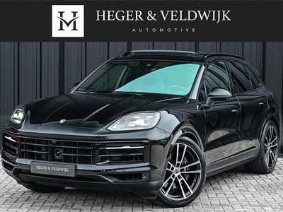 Zwart Occasion 2024 Porsche Cayenne Sport SUV | € 102.900 (Super prijs)