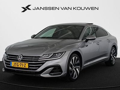 Grijs Occasion 2025 VW Arteon Business+ Hatchback | € 32.885 (Eerlijke prijs)