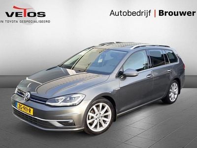 Grijs Gebruikt 2019 VW Golf VII Highline Stationwagen | € 18.900 (Goede deal)