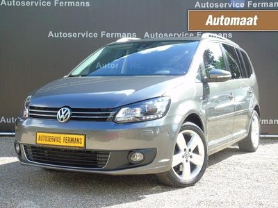 Grijs, metallic lak Gebruikt 2014 VW Touran MPV | € 14.950 (Iets duurder)
