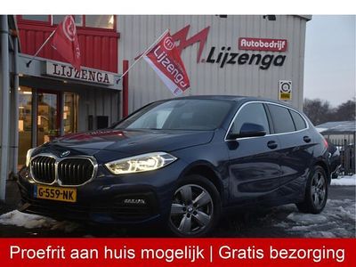 Blauw Occasion 2019 BMW 118 Executive Hatchback | € 16.499 (Eerlijke prijs)