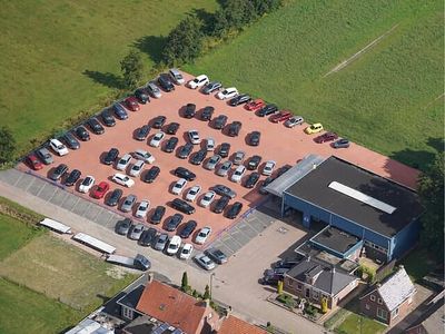 Zwart Gebruikt 2014 Mercedes B180 Ambition MPV | € 13.250 (Eerlijke prijs)