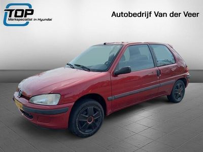 tweedehands Peugeot 106 1.1 Accent