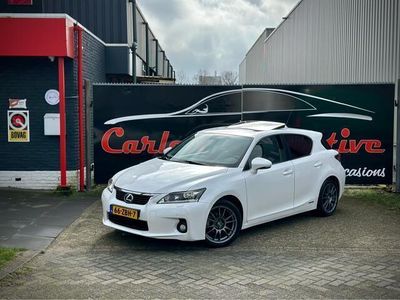 Lexus CT200h