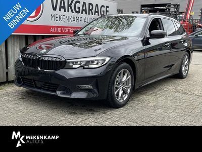 tweedehands BMW 330e 330 3-serie TouringSport Line 17"/Trekhaak/Sport