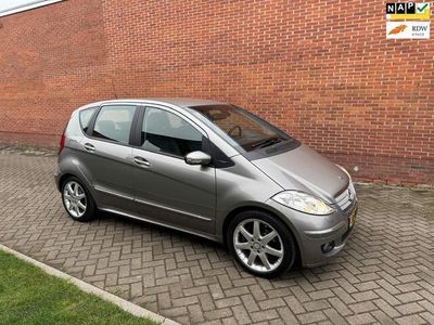 Mercedes A200