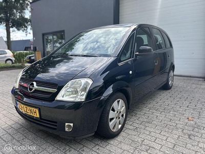 Zwart Gebruikt 2003 Opel Meriva Cosmo MPV | € 699 (Eerlijke prijs)