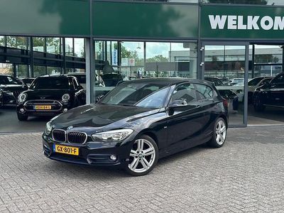 Zwart Gebruikt 2015 BMW 118 Sport Line Hatchback | € 8.995 (Duur)
