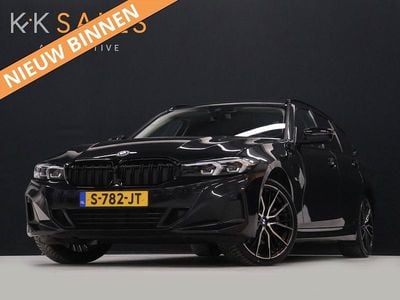 Zwart Occasion 2023 BMW 320 Stationwagen | € 25.940 (Super prijs)