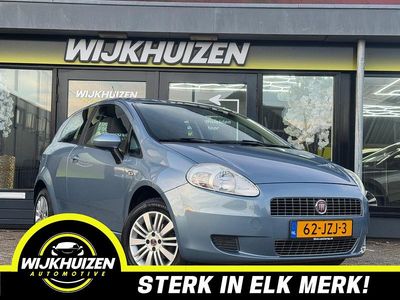 Blauw Occasion 2009 Fiat Punto Lusso Hatchback | € 2.950 (Eerlijke prijs)