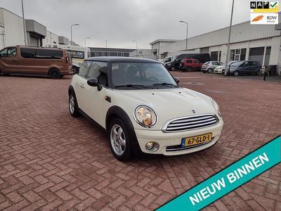 Wit Gebruikt 2008 Mini Cooper Pepper Hatchback | € 3.675 (Eerlijke prijs)