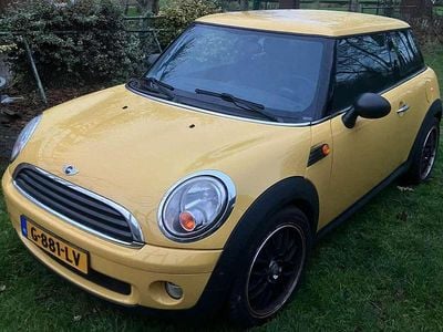 Geel Occasion 2009 Mini ONE Hatchback | € 2.500 (Eerlijke prijs)