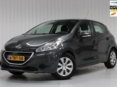 Grijs Gebruikt 2014 Peugeot 208 Access Hatchback | € 4.499 (Eerlijke prijs)