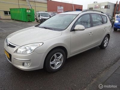 Grijs Gebruikt 2009 Hyundai i30 Stationwagen | € 3.998 (Eerlijke prijs)
