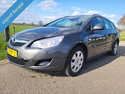 tweedehands Opel Astra Sports Tourer 1.4 Edition