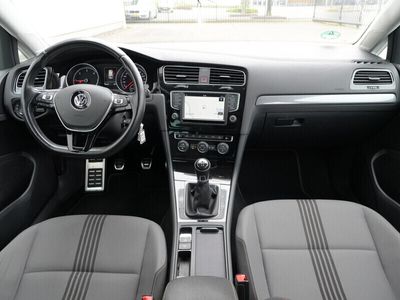 VW Golf VII