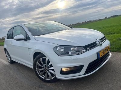 Wit Gebruikt 2014 VW Golf VII Edition Hatchback | € 6.999 (Eerlijke prijs)