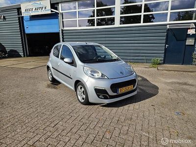 Occasion Peugeot 107 68 PK (50 kW) 2012 Grijs Hatchback