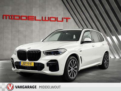 Wit Occasion 2022 BMW X5 M Sport SUV | € 58.950 (Eerlijke prijs)