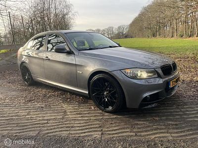 Grijs Occasion 2010 BMW 318 M Sport Sedan | € 7.950 (Iets duurder)