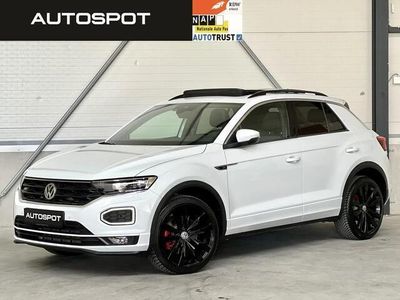 tweedehands VW T-Roc 1.5 TSI R-Line Pano Virtual Camera Navi ACC Trekha